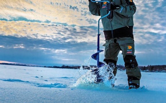 Essentials: Ice Fishing 2015