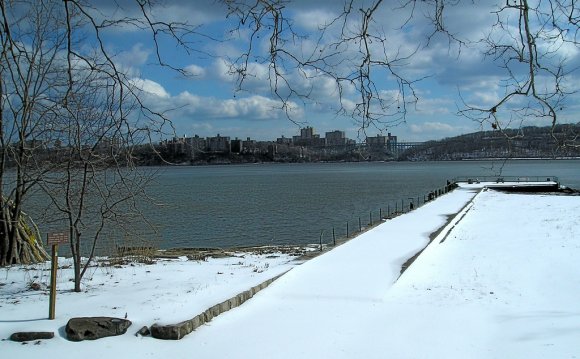 Park (Hudson River Fishing