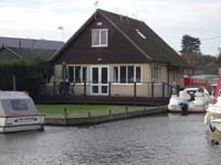 fishing holiday breaks eastern anglia, self-catering lodge
