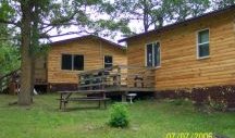 Our Comfortable Lakeview Cabins at Harris Hill Resort on Lake associated with the Woods in Northwestern Ontario, Canada: Heated very well for winter vacations in addition.