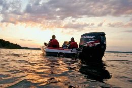 picture of a Bass Boat - Crestliner 1950 Sportfish